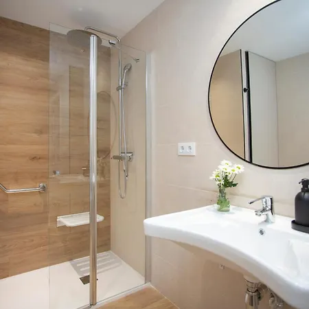 Apartment Singularstays Palau De La Musica Lofts Valencia